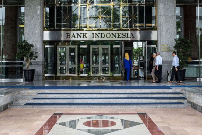 Strategi bisnis ritel menghadapi fluktuasi suku bunga Bank Indonesia