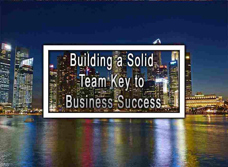 Membangun tim yang solid untuk mendukung pertumbuhan bisnis online