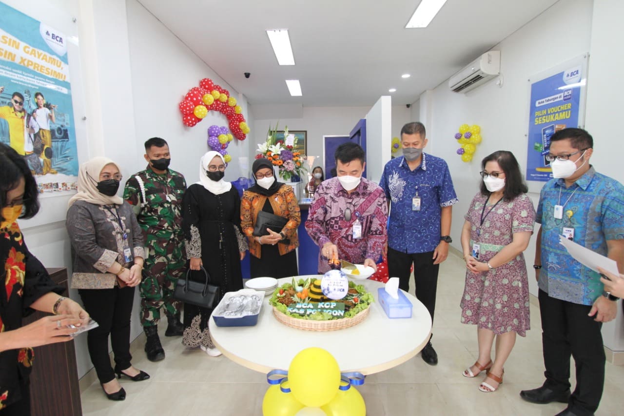 Review BCA KCP Lindeteves Trade Center untuk transaksi bisnis