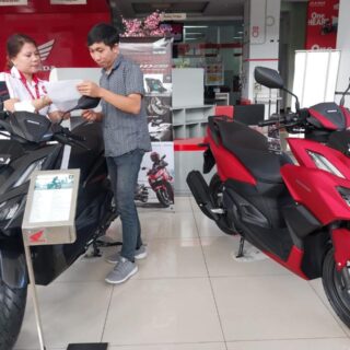 Promo dan simulasi kredit motor Honda Sidoarjo