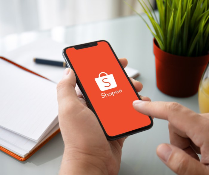 Review platform belanja online Shopee untuk pembelian barang elektronik